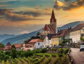 Lais Puzzle - Kirche von Weißenkirchen in der Wachau, einer Gemeinde im Bezirk Krems-Land, Wachau, Österreich - 1.000 Teile