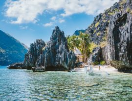 Lais Puzzle - El Nido Palawan Philippinen Asien. Banca-Boot an einem kleinen Strand in der Nähe des Matinloc-Schreins - 1.000 Teile