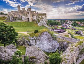 Lais Puzzle - Berühmte Burg Ogrodzieniec im Dorf Podzamcze, eine der 25 mittelalterlichen Burgen auf dem Adlernestweg, Polen - 1.000 Teile