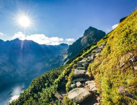Lais Puzzle - Wanderweg im Tatra-Gebirge in Polen. In Richtung des Gipfels Koscielec - 1.000 Teile