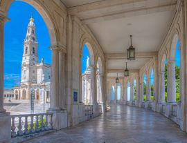 Lais Puzzle - Arkade des berühmten Heiligtums von Fatima in Portugal - 1.000 Teile