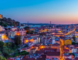 Lais Puzzle - Lissabon vom Aussichtspunkt Graca, Portugal - 1.000 Teile