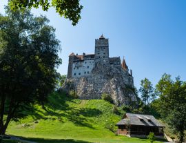 Lais Puzzle - Schloss Bran in Rumänien, Vlad Dracula Haus, Landschaft mit mittelalterlichem Turm - 1.000 Teile