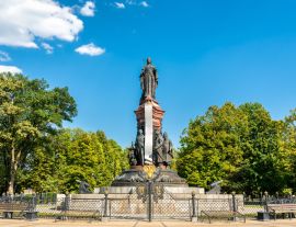 Lais Puzzle - Denkmal von Katharina II. der Großen in Krasnodar, Russland - 1.000 Teile
