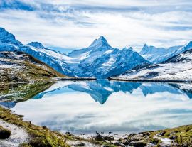 Lais Puzzle - Wasserspiegelung in den Schweizer Alpen im Bachalpsee - Bergsee oberhalb von Grindelwald, Schweiz - 1.000 Teile