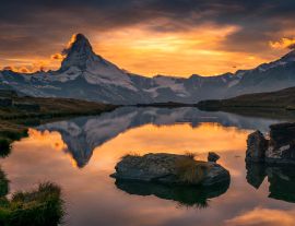 Lais Puzzle - Sonnenuntergang über dem Matterhorn, Zermatt, Schweiz - 1.000 Teile