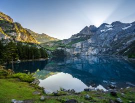 Lais Puzzle - Oeschinensee am Morgen bei Sonnenaufgang in der Schweiz - 1.000 Teile