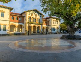 Lais Puzzle - Plentzia ist eine Stadt und Gemeinde in der Provinz Biskaya, in der autonomen Gemeinschaft des Baskenlandes - 1.000 Teile