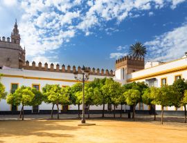 Lais Puzzle - Sevilla, Spanien - Architektur im Stadtviertel Santa Cruz - 1.000 Teile