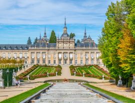 Lais Puzzle - Blick auf den Palast la Granja de San Ildefonso von den Gärten aus, Spanien - 1.000 Teile