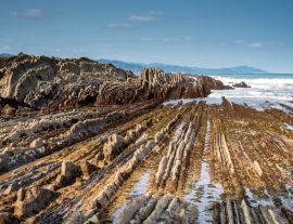 Lais Puzzle - Der Itzurum Flysch in Zumaia - Baskenland - 1.000 Teile