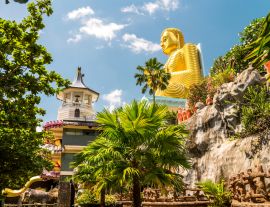 Lais Puzzle - Höhle in Dambulla, Sri Lanka. Der Höhlentempel hat fünf Höhlen unter einem riesigen überhängenden Felsen und stammt aus dem ersten Jahrhundert vor Christus. - 1.000 Teile