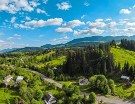 Lais Puzzle - Mächtige Berge in der Ukraine. Sommer Chornohora Bergkamm Blick von Vesnjarka Plateau, Karpaten, Ukraine - 1.000 Teile