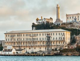Lais Puzzle - Blick auf das Gefängnis Alcatraz, San Francisco - 1.000 Teile