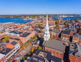 Lais Puzzle - Portsmouth historisches Stadtzentrum Luftaufnahme am Market Square mit historischen Gebäuden und North Church auf Congress Street in der Stadt Portsmouth, New Hampshire NH - 1.000 Teile