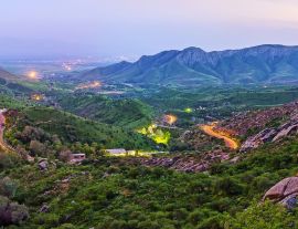 Lais Puzzle - Der Abend in den Bergen mit dem malerischen Tahtakaracha-Pass, Usbekistan - 1.000 Teile