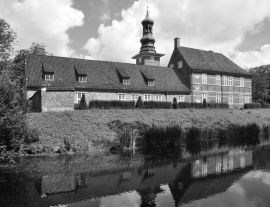 Lais Puzzle - Schloss vor Husum in schwarz weiß - 1.000 Teile