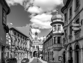 Lais Puzzle - Altstadt, Marktbreit, Bayern, Deutschland in schwarz weiß - 1.000 Teile