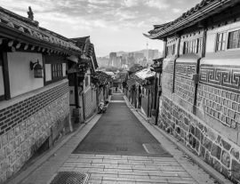 Lais Puzzle - Bukchon Hanok Dorf in Seoul, Südkorea in schwarz weiß - 1.000 Teile