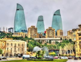 Lais Puzzle - Das Stadtzentrum von Baku - 1.000 Teile