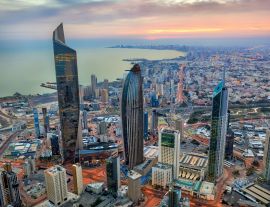 Lais Puzzle - Kuwait Tower City Skyline leuchtet bei Nacht - 1.000 Teile