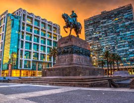 Lais Puzzle - Sonnenuntergang am Plaza Independencia, Montevideo, Uruguay - 1.000 Teile