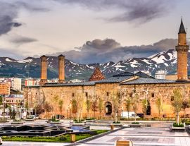 Lais Puzzle - Die Große Moschee in Erzurum, Türkei - 1.000 Teile