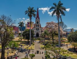 Lais Puzzle - Schöne Luftaufnahme der Hauptkirche in San Jose Costa Rica, La Merced und die Kathedrale - 1.000 Teile