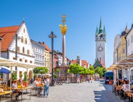 Lais Puzzle - Theresienplatz mit Stadtturm, Straubing, Bayern, Deutschland - 1.000 Teile