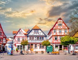 Lais Puzzle - Markt, Seligenstadt, Hessen, Deutschland - 1.000 Teile