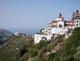 Lais Puzzle - Die Gebäude auf den Hügeln von Moya, Gran Canaria - 1.000 Teile