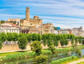Lais Puzzle - Kathedrale Seu Vella mit dem Fluss Segre in Lleida, Spanien - 1.000 Teile