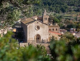 Lais Puzzle - Pfarrkirche Santa Maria d'Andratx in der Stadt Andratx, Mallorca - 1.000 Teile