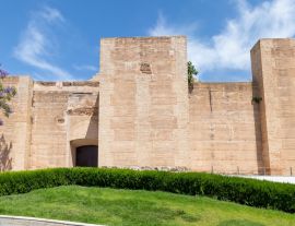 Lais Puzzle - Zunigas Schloss im Dorf Cartaya, Huelva - 1.000 Teile