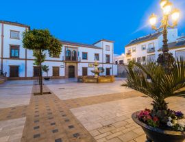 Lais Puzzle - Schöner Stadtplatz in Palos de la Frontera,Huelva,Spanien - 1.000 Teile