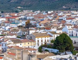 Lais Puzzle - Die Aussicht auf die Stadt Alcalá la Real in Jaén auf einen sonnigen Wintermorgen - 1.000 Teile