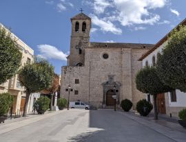 Lais Puzzle - Katholische Kirche auf einem Platz. Torredelcampo , Jaen, Spanien - 1.000 Teile