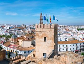 Lais Puzzle - Homage Tower of San Pedro Festung Carmona Stadt in Sevilla Provinz Andalusien in Spanien - 1.000 Teile