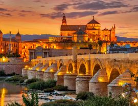 Lais Puzzle - Abendblick auf die Kathedrale mit römischer Brücke in Cordoba - Spanien - 1.000 Teile