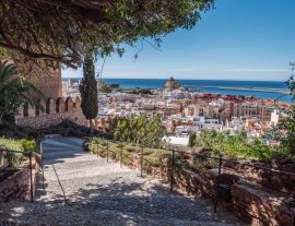 Lais Puzzle - Mittelalterliche maurische Festung Alcazaba in Almeria, Andalusien, Spanien - 1.000 Teile