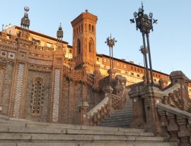Lais Puzzle - Neomudejar-Treppe in Teruel, Aragonien, Spanien - 1.000 Teile