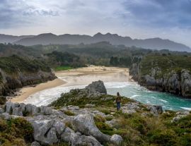 Lais Puzzle - Cuevas del Mar Beach in Nueva, Llanes Asturien - 1.000 Teile