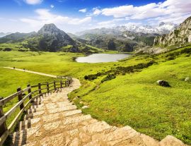 Lais Puzzle - Ercina-See, einer der berühmten Seen von Covadonga, Asturien, Spanien - 1.000 Teile