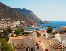 Lais Puzzle - San José, weißes Dorf in Cabo de Gata, Almeria, Andalusien, Spanien - 1.000 Teile