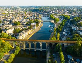 Lais Puzzle - Laval, Frankreich - 1.000 Teile