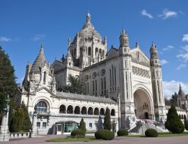 Lais Puzzle - Basilika St. Theresia von Lisieux in der Normandie Frankreich - 1.000 Teile