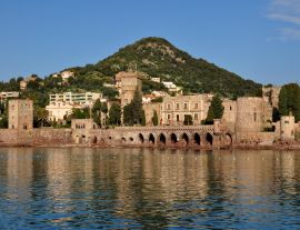 Lais Puzzle - Frankreich, Côte d'Azur, Mandelieu la Napoule, Hauptstadt von Mimosa - 1.000 Teile