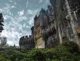 Lais Puzzle - Burg Butron in der Nähe von Bilbao, Spanien - 1.000 Teile