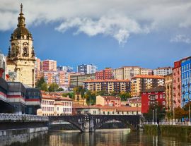 Lais Puzzle - Bunte Gebäude in einer Straße von Bilbao, Baskenland, Spanien - 1.000 Teile