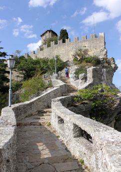Lais Puzzle - Fort von Guaita in San Marino - 100, 200, 500 & 1.000 Teile